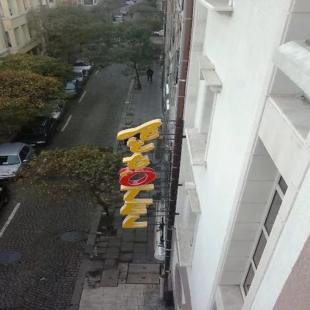Art 'otel Hotel 4*