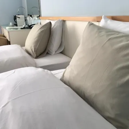 Art 'otel