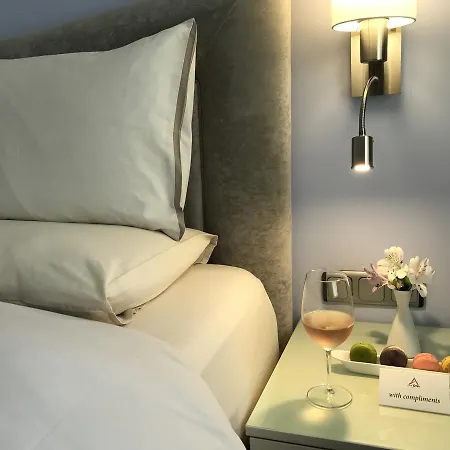 Art 'otel 4*