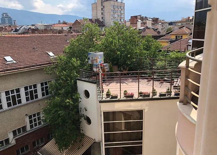 Art 'otel מלון 4*