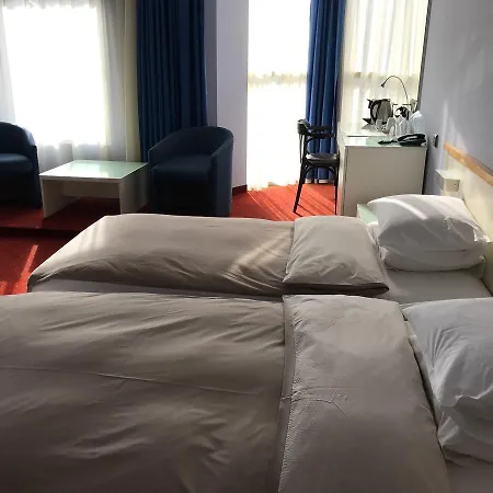 Art 'otel Hotel 4*