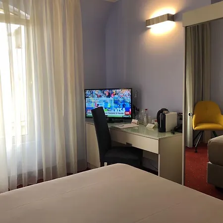 арт´oтел 4* София